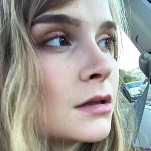 Meet your Posher, Zoe